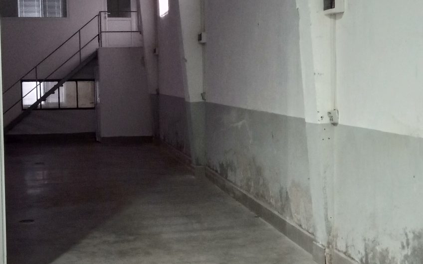 Промишлен имот/Склад под наем в Източна Индустриална Зона град Хасково