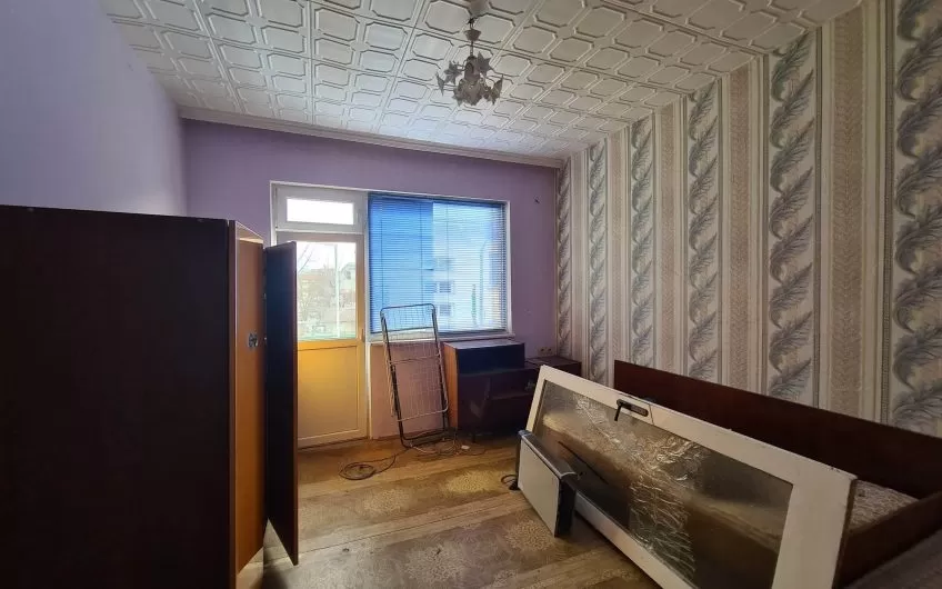 ТРИСТАЕН АПАРТАМЕНТ в кв. Училищни, гр. Хасково
