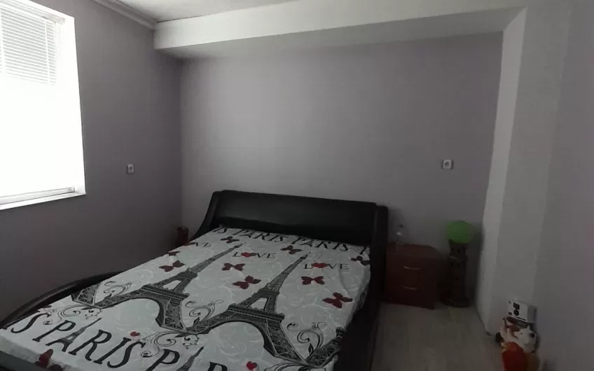 ДВУЕТАЖНА КЪЩА в кв. Тракийски, град Хасково