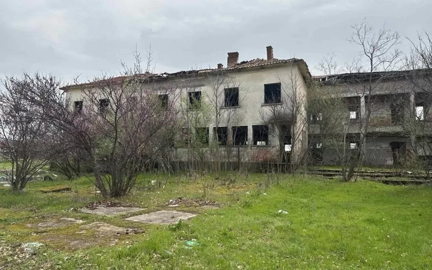 ИНВЕСТИЦИОНЕН ИМОТ в с. Свирково обл. Хасково