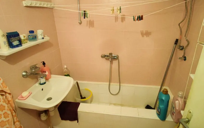 ТРИСТАЕН АПАРТАМЕНТ в кв. Дружба, град Хасково