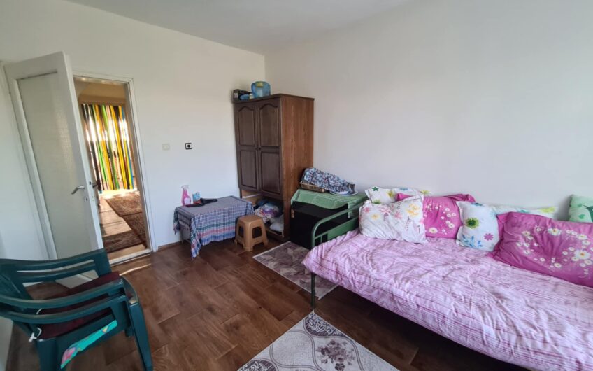 Продава се самостоятелна къща в кв. Изгрев, гр. Хасково