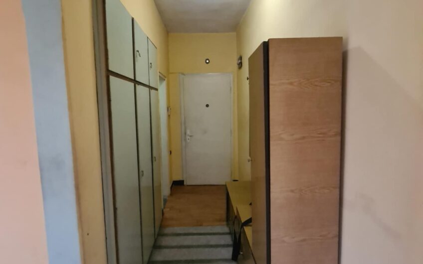 Двустаен апартамент  до Автогара Хасково с възможност за преустройство в тристаен