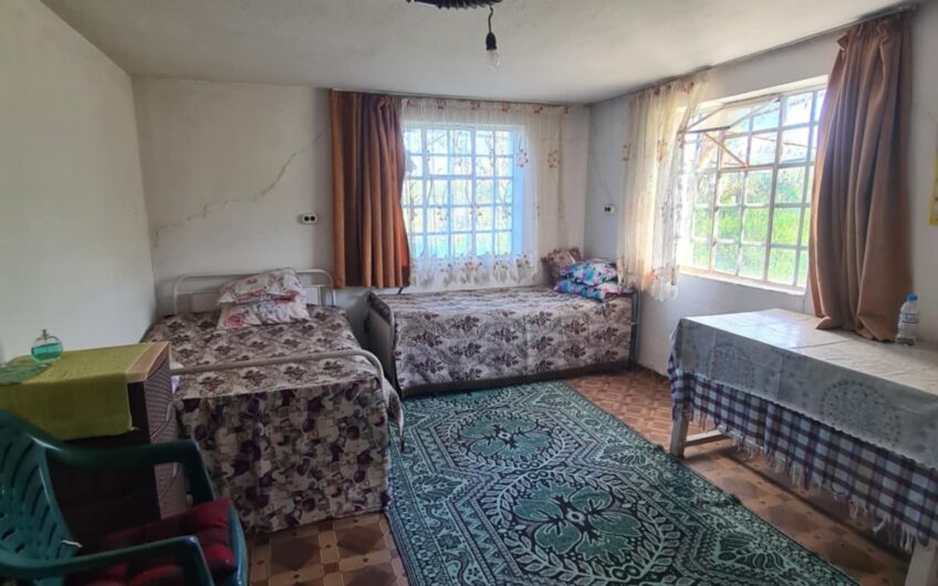 Продава се самостоятелна къща в кв. Изгрев, гр. Хасково