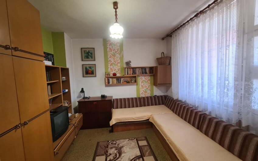 Двустаен апартамент в кв. Възраждане, град Хасково