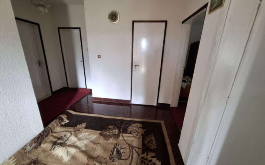 ДВУЕТАЖНА КЪЩА ЗА ПРОДАЖБА В С. БУРЕВО, ОБЛАСТ СМОЛЯН