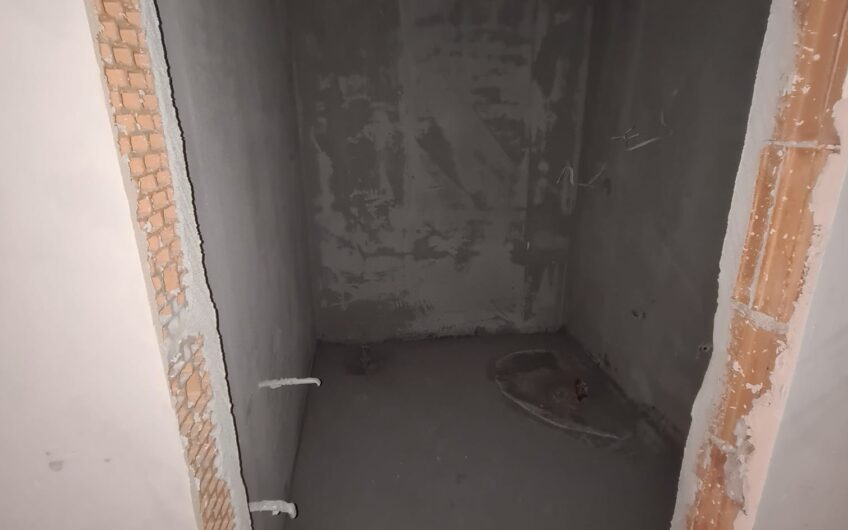 ДВУСТАЕН АПАРТАМЕНТ В ЛУКСОЗНА СГРАДА В КВ. УЧИЛИЩНИ, ГР. ХАСКОВО