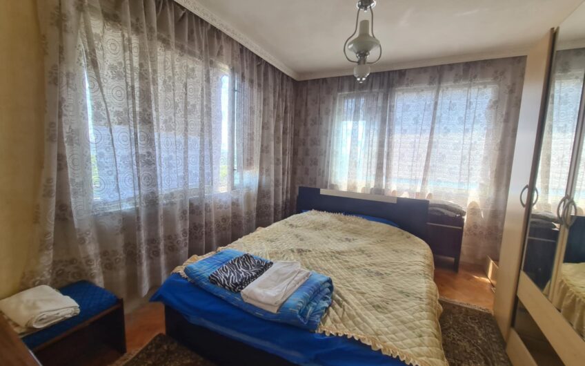 ТРИСТАЕН АПАРТАМЕНТ С ПАНОРАМНА ГЛЕДКА В КВ. КУБА