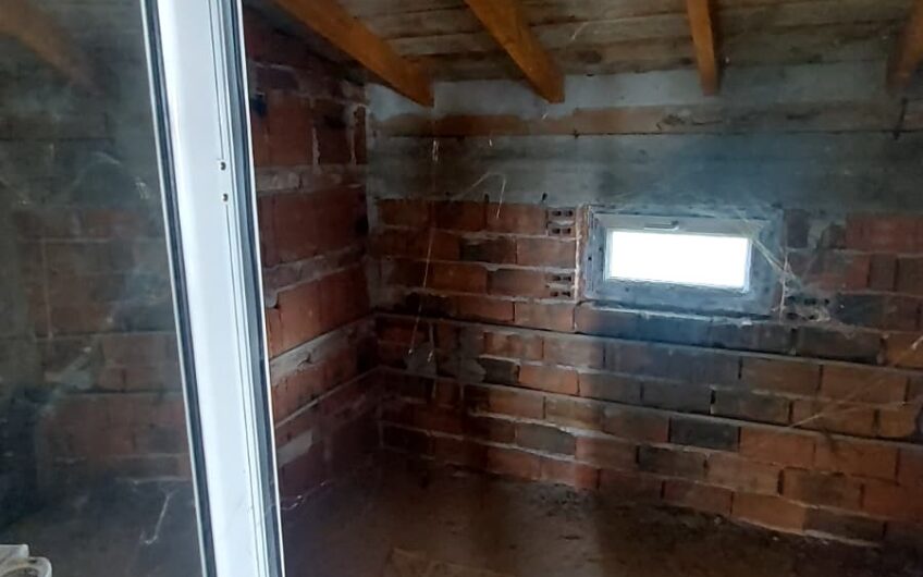ВИЛА ЗА ПРОДАЖБА – В.З. КЕНАНА, МЕСТНОСТ КЕКЛИЧЕВО СТОПАНСТВО, ГР. ХАСКОВО