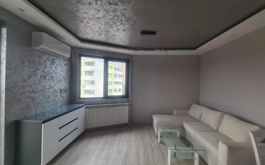 Луксозен двустаен апартамент в кв. Любен Каравелов, гр. Хасково