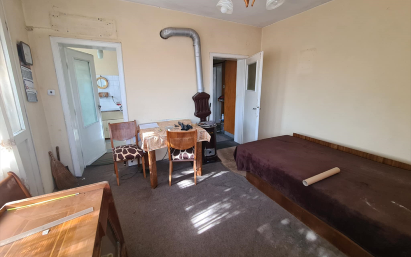 ЕТАЖ ОТ КЪЩА С ГАРАЖ В КВ.ЦЕНТЪР, ГР. ХАСКОВО