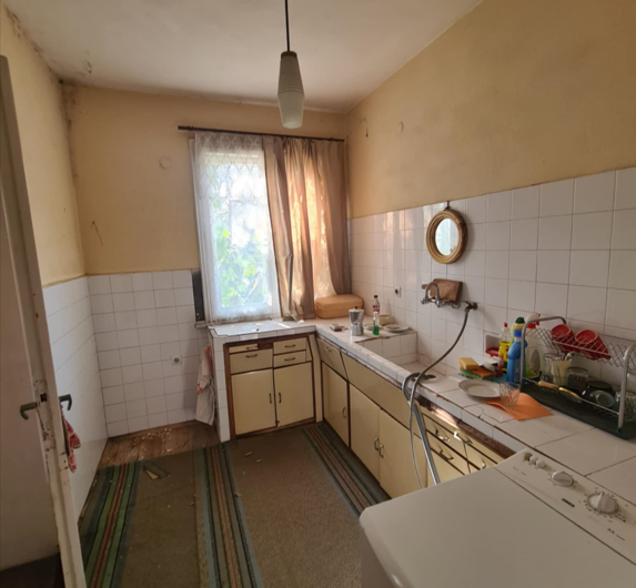 ЕТАЖ ОТ КЪЩА С ГАРАЖ В КВ.ЦЕНТЪР, ГР. ХАСКОВО