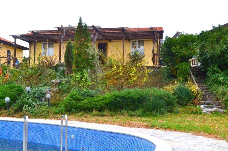 КОМПЛЕКС ОТ КЪЩИ ЗА ГОСТИ В С. МАЛКИ ВОДЕН, ЯЗ. ИВАЙЛОВГРАД