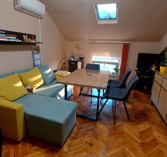 ТРИСТАЕН АПАРТАМЕНТ в ТОП ЦЕНТЪРА на гр. ХАСКОВО