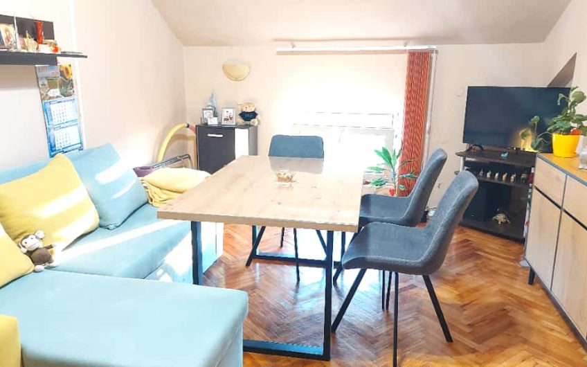 ТРИСТАЕН АПАРТАМЕНТ в ТОП ЦЕНТЪРА на гр. ХАСКОВО