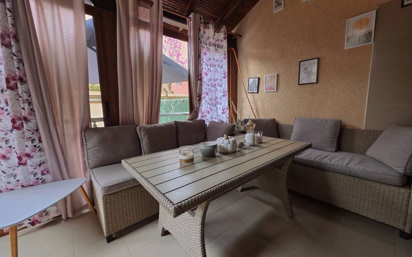 ЛУКСОЗНА ТРИЕТАЖНА КЪЩА С ГАРАЖ, ПАРКОМЯСТО И ОЗЕЛЕНЕН ДВОР в КВ. КУБА, ГРАД ХАСКОВО