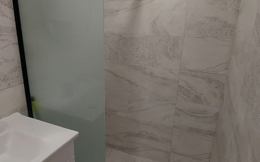 ТРИСТАЕН АПАРТАМЕНТ ПОД НАЕМ, РАЗПОЛОЖЕН в ЦЕНТЪРА на гр. ХАСКОВО