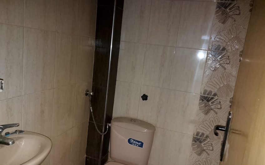 МНОГОСТАЕН ПРОСТОРЕН АПАРТАМЕНТ в кв.ОВЧАРСКИ, гр.ХАСКОВО