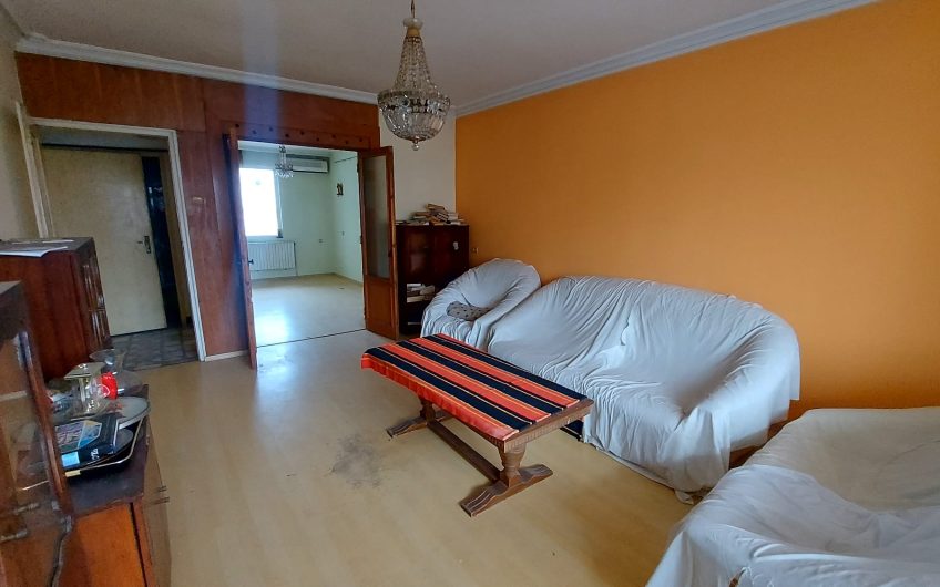 МНОГОСТАЕН ПРОСТОРЕН АПАРТАМЕНТ в кв.ОВЧАРСКИ, гр.ХАСКОВО