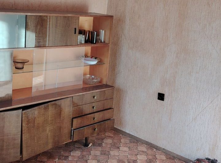 ДВА САМОСТОЯТЕЛНИ АПАРТАМЕНТА с ЛЯТНА КУХНЯ и ГАРАЖ – кв. ТРАКИЙСКИ, гр. ХАСКОВО