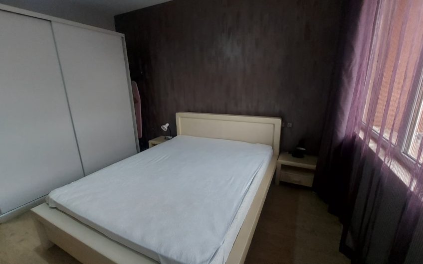 ТРИСТАЕН АПАРТАМЕНТ ПОД НАЕМ, РАЗПОЛОЖЕН в ЦЕНТЪРА на гр. ХАСКОВО