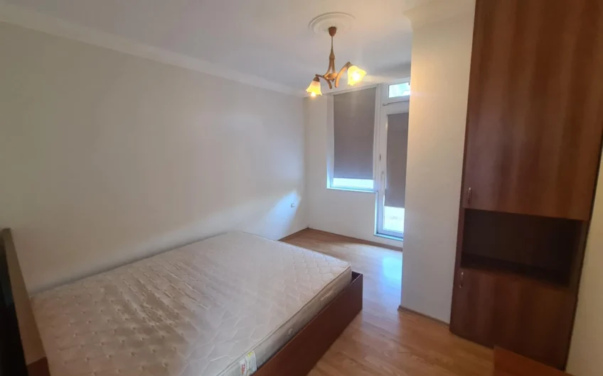 ТРИСТАЕН АПАРТАМЕНТ с ПАРКОМЯСТО ПОД НАЕМ в ЦЕНТЪРА на град ХАСКОВО