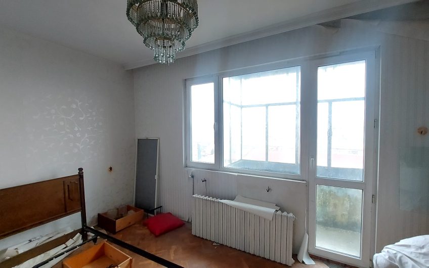 МНОГОСТАЕН ПРОСТОРЕН АПАРТАМЕНТ в кв.ОВЧАРСКИ, гр.ХАСКОВО