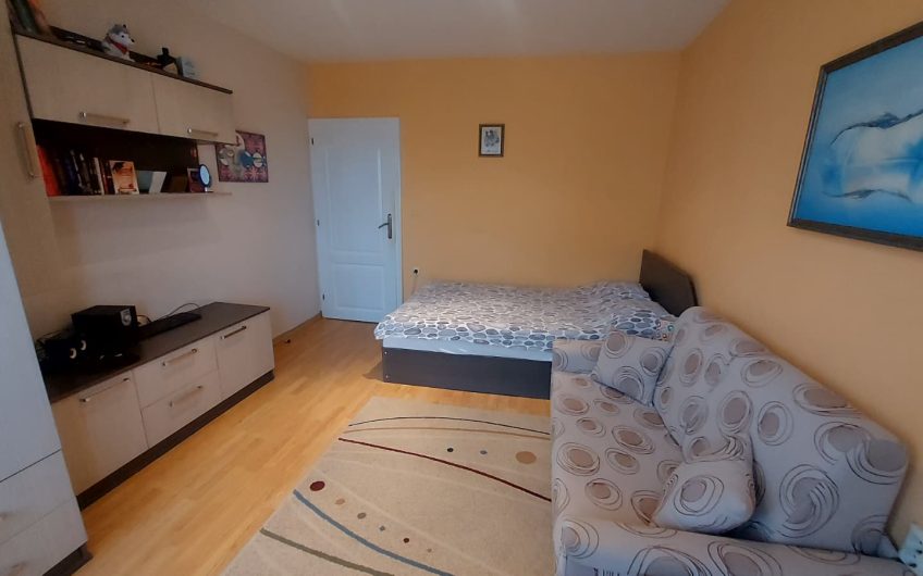 ТРИСТАЕН АПАРТАМЕНТ, РАЗПОЛОЖЕН в кв. ДРУЖБА, гр. ХАСКОВО