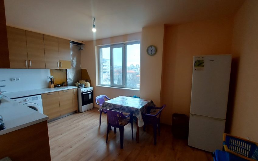 ТРИСТАЕН АПАРТАМЕНТ в кв. УЧИЛИЩНИ,гр. ХАСКОВО