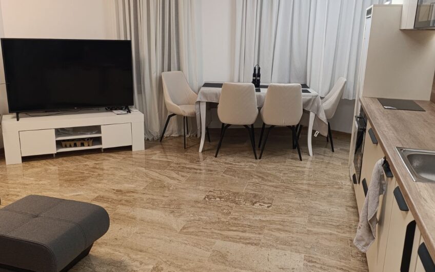 ТРИСТАЕН ИЗЦЯЛО ОБЗАВЕДЕН АПАРТАМЕНТ в кв. ОВЧАРСКИ, гр. ХАСКОВО