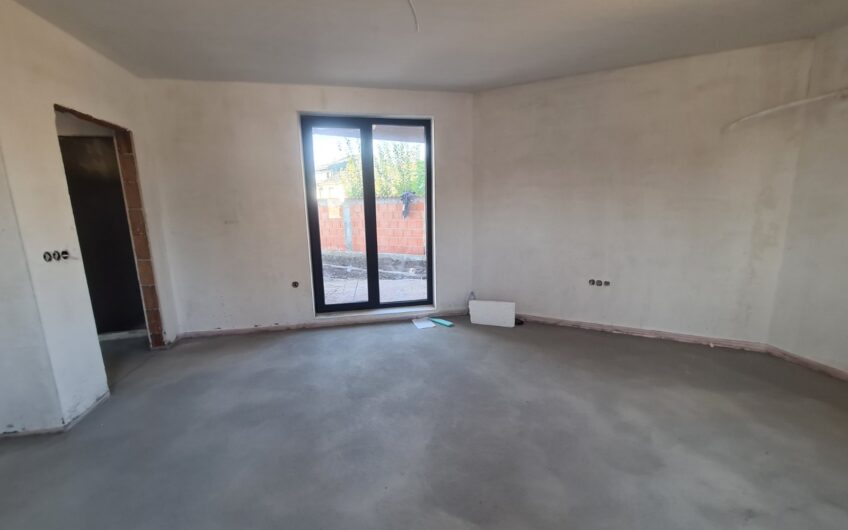 Двустаен апартамент с Двор за продажба – кв. Воеводски, гр. Хасково