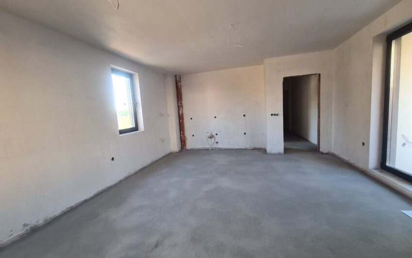 Двустаен апартамент с Двор за продажба – кв. Воеводски, гр. Хасково