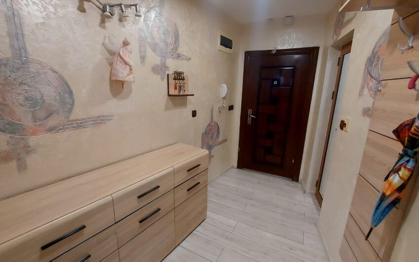 ДВУСТАЕН АПАРТАМЕНТ ЗА ПРОДАЖБА – ЦЕНТЪР, гр. ХАСКОВО