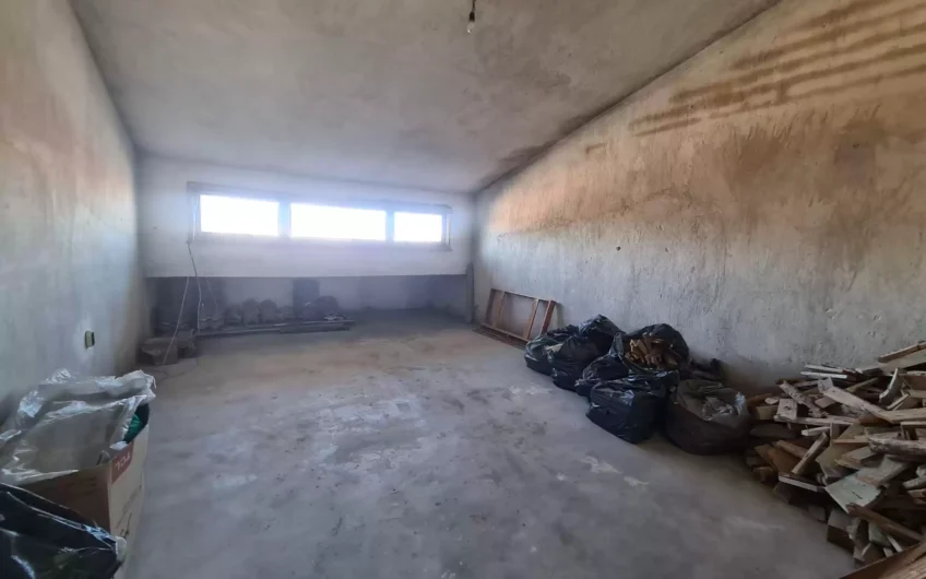 ТРИСТАЕН АПАРТАМЕНТ в кв.КАМЕННИ, гр.ХАСКОВО