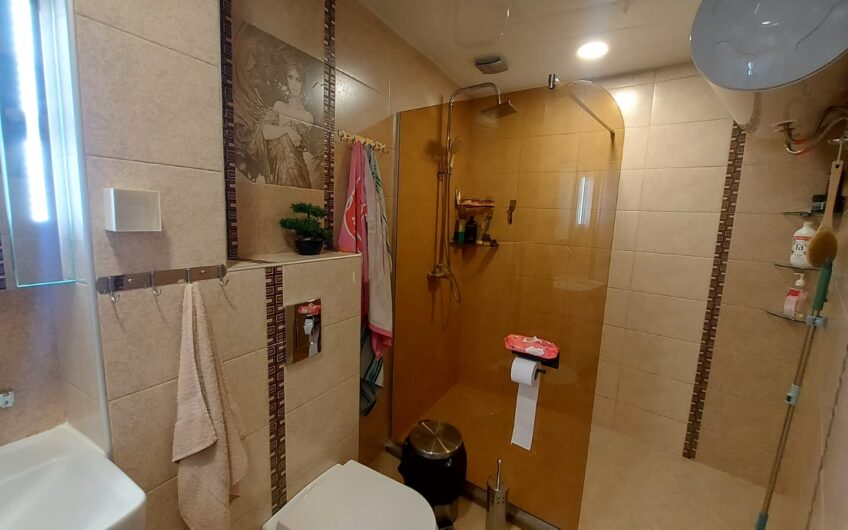 ДВУСТАЕН АПАРТАМЕНТ ЗА ПРОДАЖБА – ЦЕНТЪР, гр. ХАСКОВО