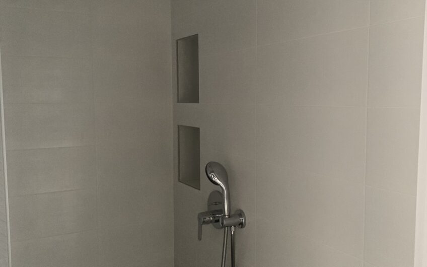 Обзаведен двустаен апартамент в Центъра,гр.Хасково