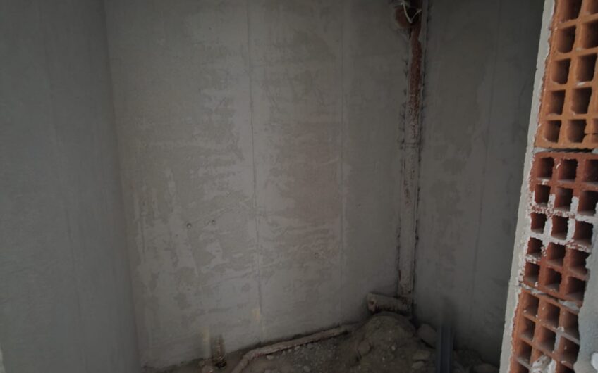 Тристаен апартамент в кв.Овчарски,гр.Хасково