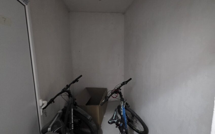 Тристаен апартамент в кв.Овчарски,гр.Хасково