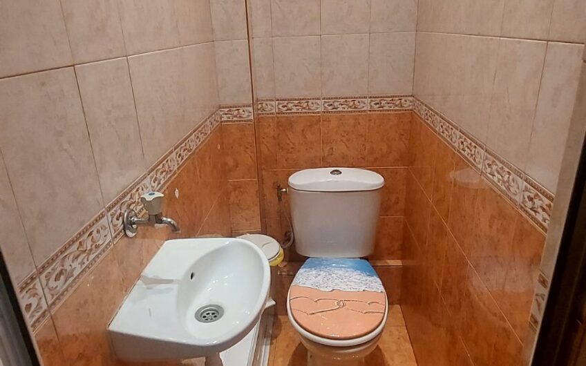 Тристаен апартамент в кв.Училищни,гр. Хасково