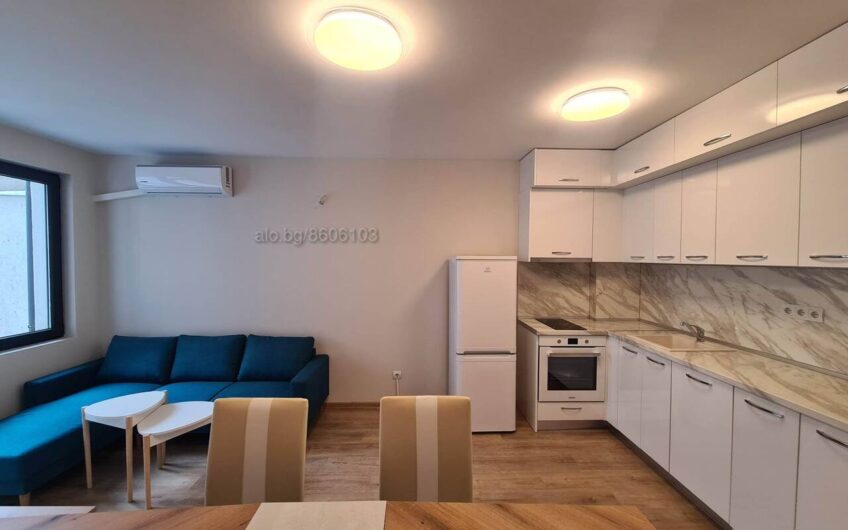 Двустаен апартамент под наем в кв. Любен Каравелов,гр. Хасково