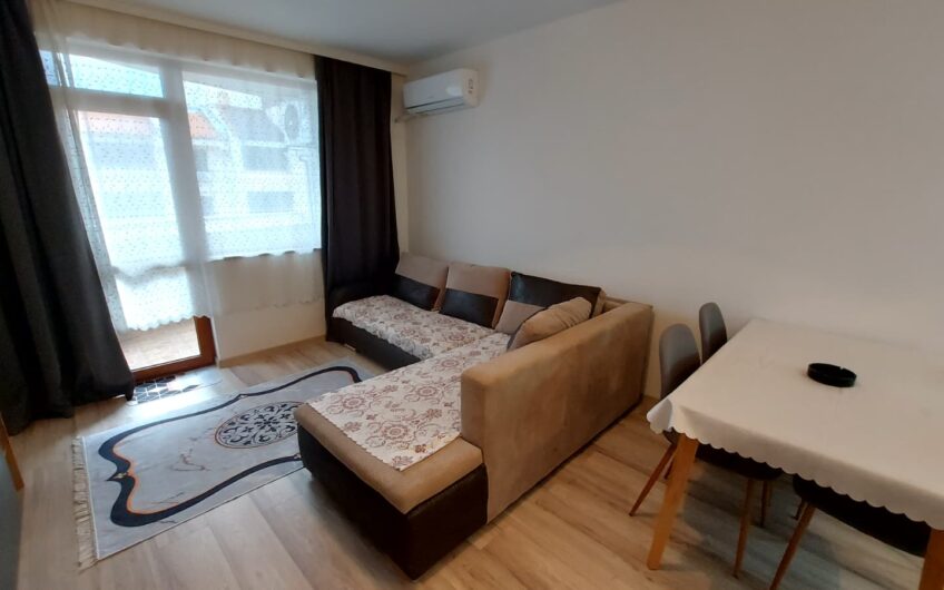 Двустаен апартамент под наем кв. Тракийски град Хасково