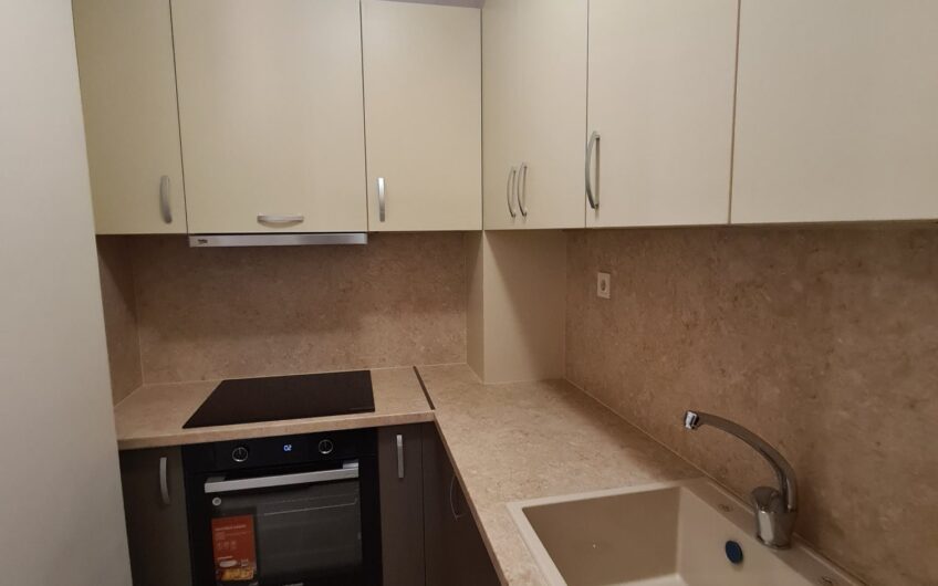 Двустаен апартамент под наем в кв.Любен Каравелов,гр.Хасково