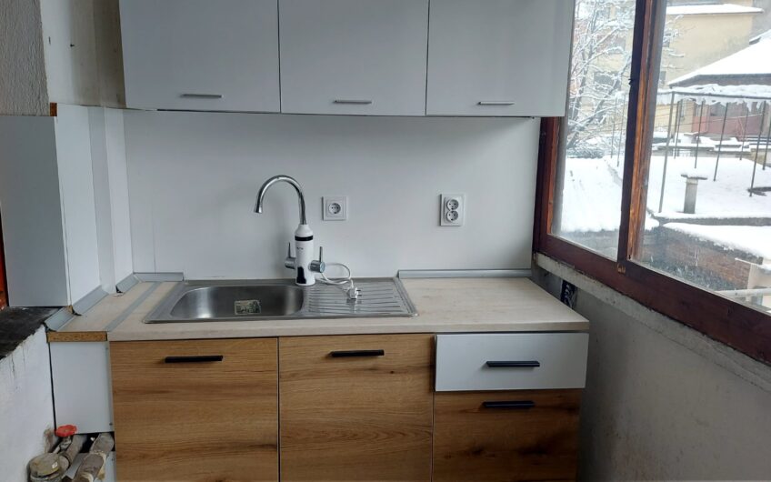 Гарсониера кв. Училищни, гр. Хасково