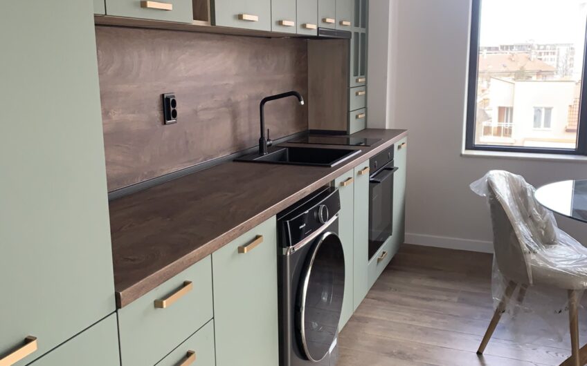 Обзаведен двустаен апартамент в Центъра,гр.Хасково