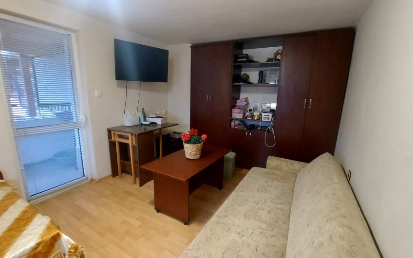 Ателие с гараж в кв.Училищни, гр. Хасково