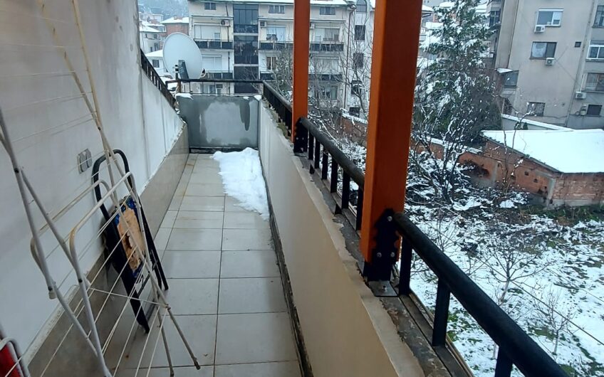 Ателие с гараж в кв.Училищни, гр. Хасково