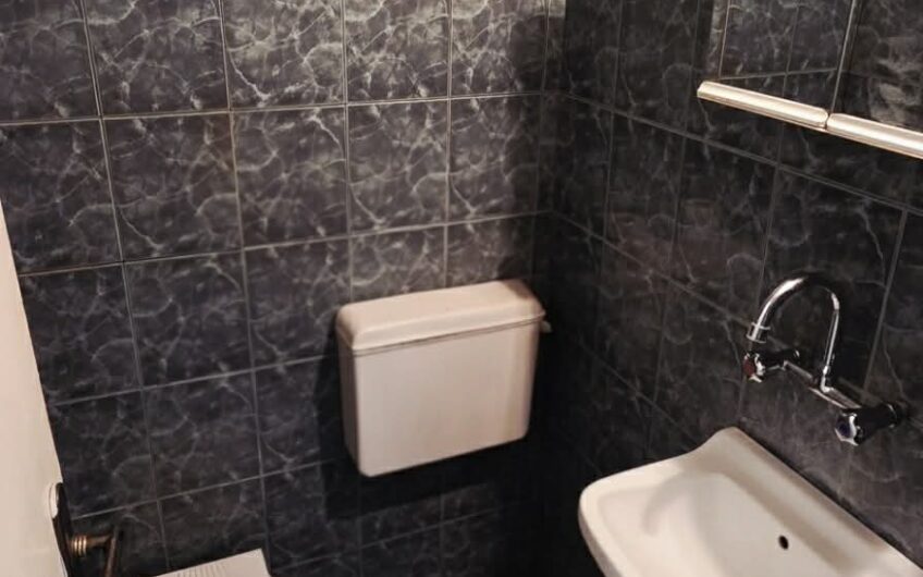 Просторен многостаен апартамент в кв. Бадема,гр. Хасково