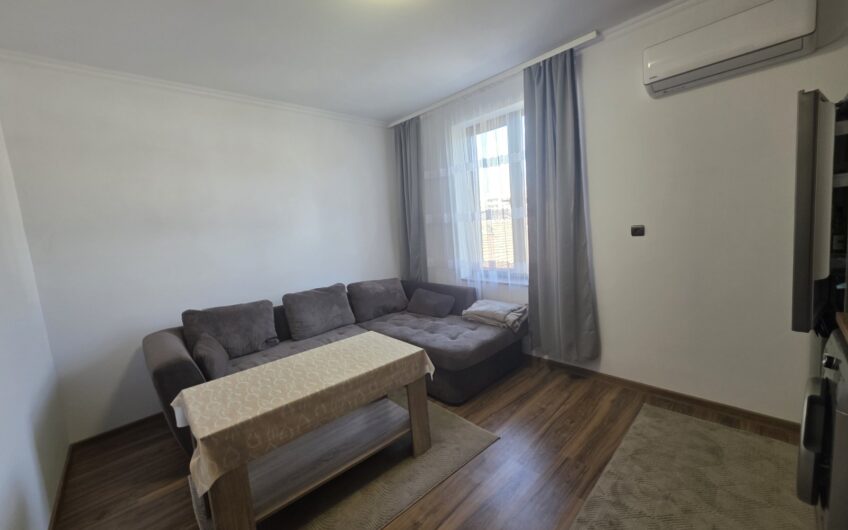 Двустаен апартамент под наем в Топ център, гр.Хасково