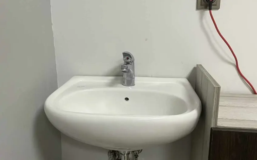 Салон за красота под наем в широк център,град Хасково