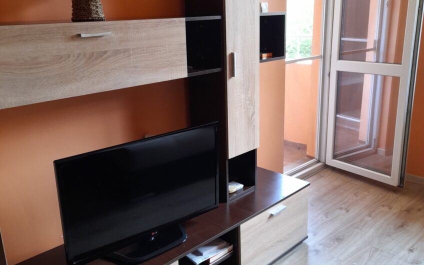 Двустаен апартамент под наем в кв.Хисаря,гр.Хасково